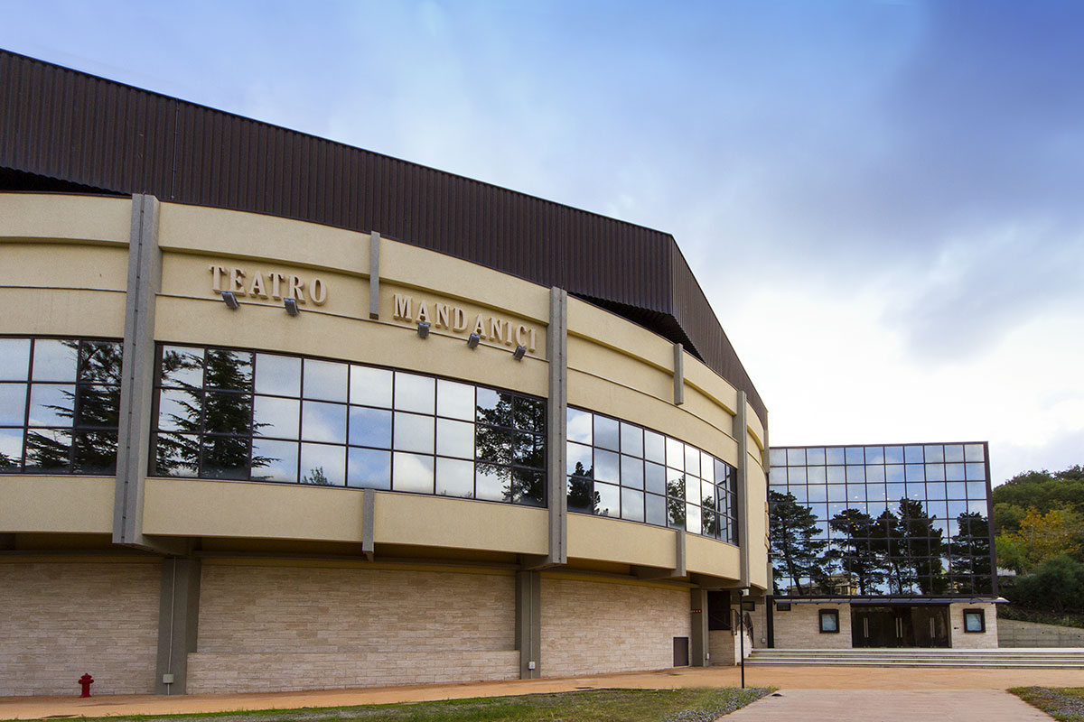 Il Teatro Comunale Placido Mandanici